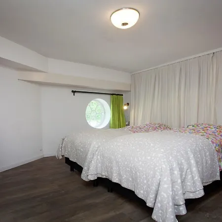 Cozy Holiday Home In Bergharen With Forest Nearby